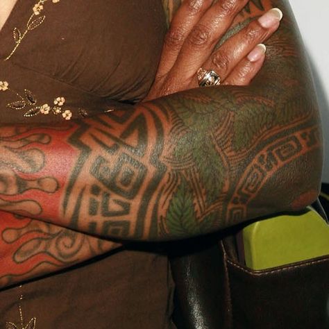 Colour Tattoo Dark Skin, Traditional Tattoo Dark Skin, Healed Color Tattoos On Dark Skin, Coloured Tattoo On Dark Skin, Dark Skin Color Tattoo, Tattoos For Dark Skin, Debra Wilson, Tattoos On Brown Skin, Color Tattoos On Dark Skin