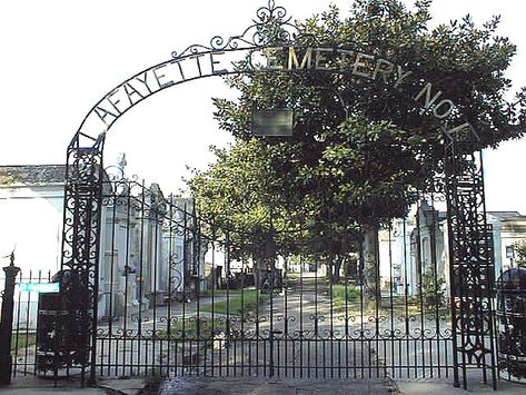 Lafayette Cemetery #1 New Orleans Cemeteries, Lafayette Cemetery, Old Cemeteries, Tour Guide, Genealogy, Cemetery, Girls Trip, Louisiana, Places Ive Been