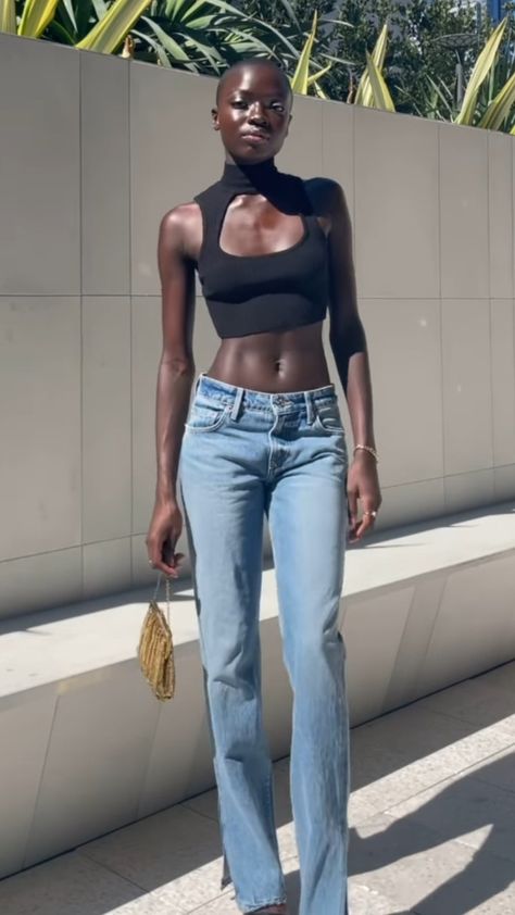 Dark Skin Models, Interesting Outfits, Dark Complexion, Black Goddess, Black Photography, Dark Skin Beauty, Black Femininity, Dark Skin Women, Black Skinnies