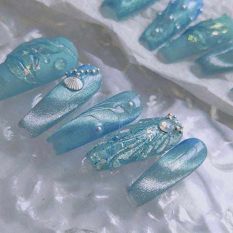 Beginners Free Guide to Stunning Summer Nails Miami Beach Nails, Square Mermaid Nails, The Little Mermaid Nails, Nails Cateye, Little Mermaid Nails, Nude Nail Art, Sea Nails, Seashell Beach, Teal Nails