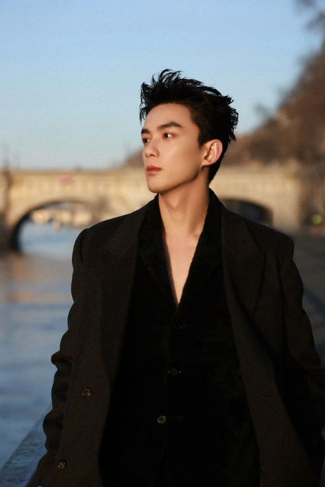 Leo Wu, Wu Lei, Boy Hairstyles, Chinese Actress, My Crush, Asian Men, Korean Actors, Paris Fashion, Lei