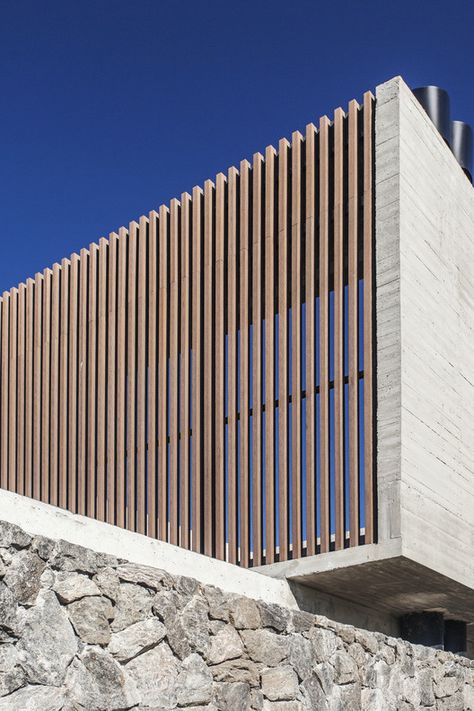 Modern Facade Architecture, Natural Light Architecture, Facade Ideas, Wood Facade, Wooden Facade, Timber Architecture, Timber Cladding, Building Facade, Architecture Exterior