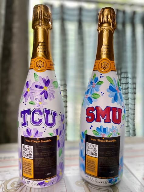 TCU, painted champagne, SMU grad gift Champaign Bottle, Wine Bottle Painting, Bedazzled Liquor Bottles, Custom Champagne Bottle, Best Gift Baskets, Poppin Bottles, Hand Painted Wine Bottles, Champagne Gift, Hand Painted Bottles