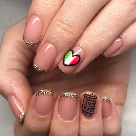 Italian Themed Nails, Italy Nail Art, Italy Themed Nails, Summer Nails Italy, Italian Inspired Nails, Italian Nails Designs Italy, Italy Nails Design, Italia Nails, Nails For Italy