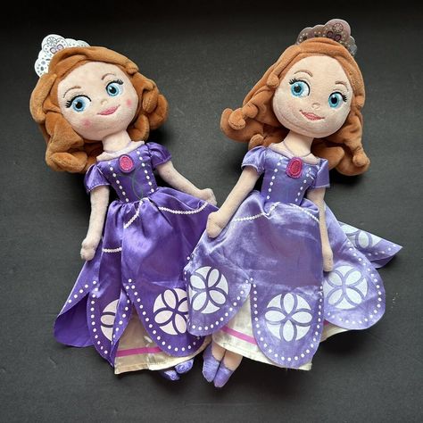 Sofia the first cake