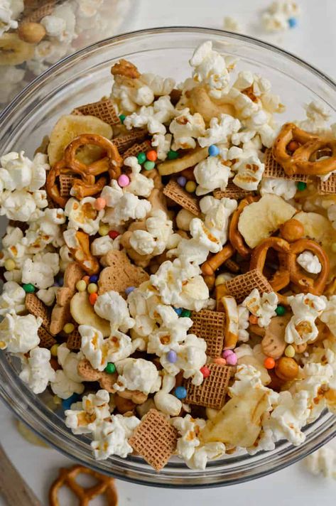 Trail Mix No Nuts Healthy Snacks, Peanut Free Trail Mix Recipes, Trail Mix Nut Free, Nut Free Trail Mix, Popcorn Trail Mix, Trail Mix Ideas, Nut Free Trail Mix Recipes, Popcorn Snack Mix Recipes, Homemade Trail Mix Recipes