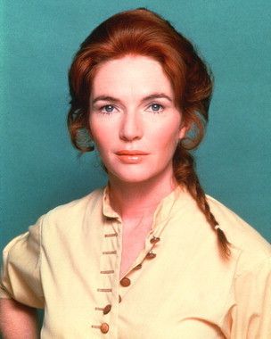 Fionnula Flanagan...AMAZING Irish actress... Shalene Flanagan, Irish Clans, Irish Actresses, Fionnula Flanagan, Shalane Flanagan, Morgiana 1972, Helen Flanagan, Fair Folk, Irish Fashion