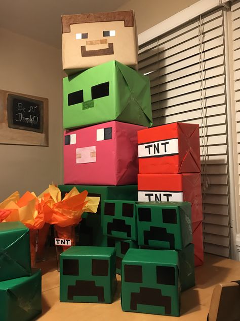 Minecraft Birthday Party Games, Minecraft Birthday Decorations, Diy Minecraft Birthday Party, Minecraft Party Decorations, Minecraft Decoration, Minecraft Birthday Cake, Minecraft Theme, Diy Minecraft, Minecraft Birthday Party