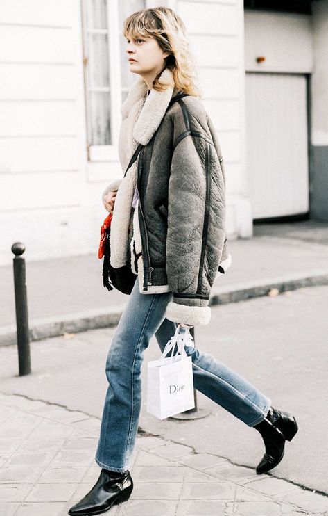 30 Degree Weather Outfit, Ankle Boots Outfit Fall, Best Winter Jackets, Winter Jacket Outfits, Boots Fall Ankle, Fall Boots Outfit, How To Wear Ankle Boots, Winter Boots Outfits, Boots Outfit Ankle