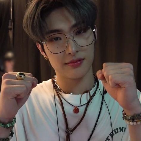 Mingi Ateez Icon, Mingi Icons, Lost Childhood, Married In Vegas, Ateez Icons, Ateez Icon, Ateez Mingi, Pirate Kids, Mingi Ateez