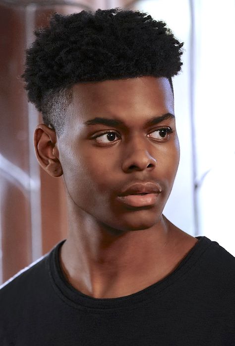 Cloak And Dagger Art, Aubrey Joseph, Cloak And Dagger, Black Actors, Boy Face, Cute Black Guys, Young Black, Body Poses, Black Boys