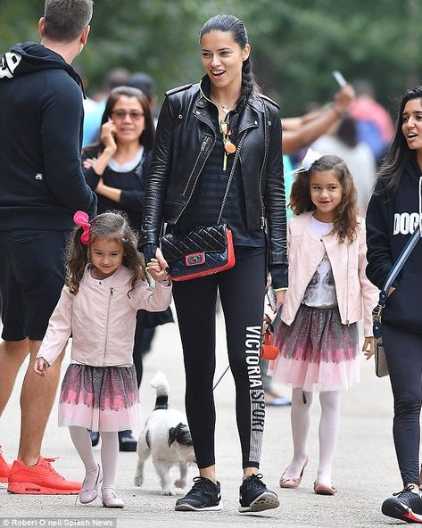 Adriana Lima and daughters Valentina and Sienna Adriana Lima Children, Adriana Lima Daughters, Adrian Lima, What Could Have Been, Julian Edelman, Mary Kate, Celebrity Street Style, Lily Collins, Miranda Kerr