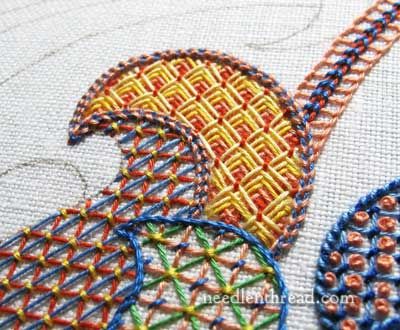 The amazing Mary Corbet's 'Battlement Couching' Bordado Jacobean, Couching Embroidery, Jacobean Embroidery, Embroidery Sampler, Crazy Quilting, Needlepoint Stitches, Embroidery Stitches Tutorial, Learn Embroidery, Crewel Embroidery