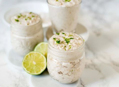 Key Lime Pie Overnight Oats Vegan Recipe Premade Breakfast, Overnight Oats Vegan, Vegan Overnight Oats, Bacon Fries, Savory Dinner, Gluten Free Granola, Pie Shop, Wellness Recipes, Lime Pie