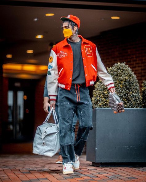 Jordan clarksons wears a @cherrylosangeles varsity jacket & hat, and @unionlosangeles x @jumpman23 #airjordan4 sneakers with @goyardofficial bags ahead of the @utahjazz vs @washwizards game. (photos: @thehapablonde) #upscalehype #jordanclarkson #jordanclarksonuh #cherryla #unionla #unionlosangeles #airjordan #goyard #nbastyle Men’s Varsity Jacket, Varsity Jacket Mens Outfits, Varsity Jacket Streetwear, Men’s Varsity Jacket Outfit, Mens Varsity Jacket Outfit, Styling Varsity Jacket, Men Varsity Jacket Outfit, Black Varsity Jacket Outfit, Varsity Jacket Outfit Mens