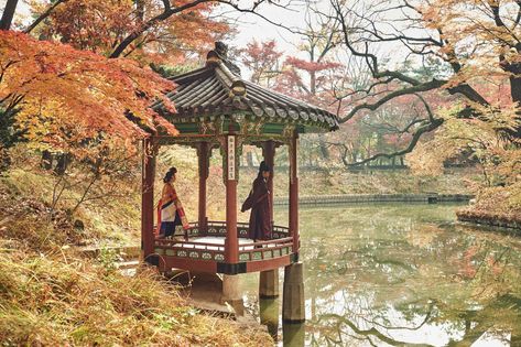 10 Most Expensive Korean Dramas To Make | Tatler Asia Joseon Era Aesthetic, Korean Joseon Aesthetic, Joseon Aesthetic, Joseon Dynasty Aesthetic, Royal Aesthetics, Andong, Joseon Dynasty, Watch Korean Drama, Hallyu Star