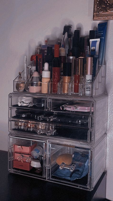 I was just cleaning:) #makeup #makeuporganizationideas Makeup Arrangement, Messy Bedroom, Rangement Makeup, Care Organization, Messy Room, Black Makeup, Makeup Is Life, Body Makeup, Makeup Obsession