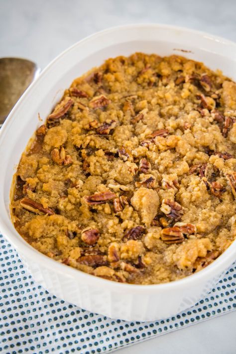 Cracker Barrel Sweet Potato Casserole, Easy Sweet Potato Casserole, Ruths Chris Sweet Potato Casserole, Sweet Potato Casserole Easy, Easy Sweet Potato, Sweet Potato Souffle, Souffle Recipes, Sweet Potato Recipes Casserole, Cracker Barrel