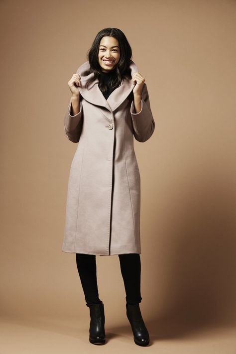 The Definitive Guide to Picking the Right Coat Length Coat Length Guide, Shabby Dress, Coat Guide, Dress And Boots, Knee Length Coat, Professional Style, Cape Coat, Fall Coat, Professional Fashion