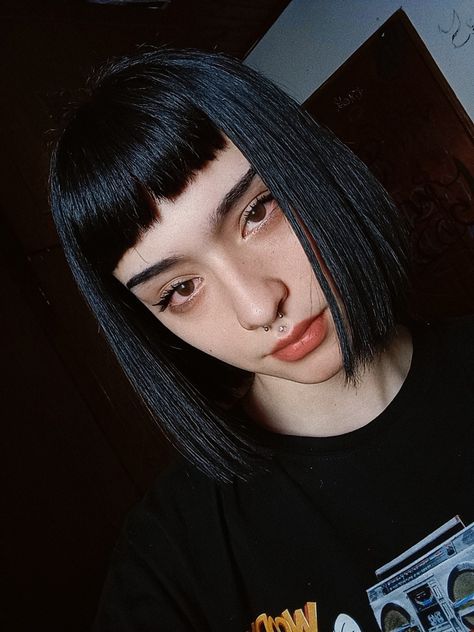 Short Black Bob With Bangs, Bob Baby Bangs, Cute Hairstyles With Bangs, Black Bobs, Rockabilly Goth, Black Bob Hairstyles, Baby Bangs, Black Bob, Chin Length Hair