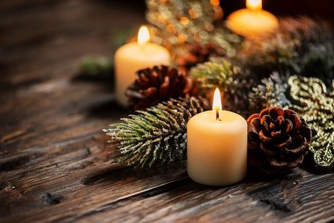 Photo christmas decoration with candles | Premium Photo #Freepik #photo #candles #candle-light #burning-candle #candle-flame Decoration With Candles, Xmas Candles, C9 Christmas Lights, Pre Lit Wreath, Hanukkah Candles, Ornament Storage, Angel Tree Topper, Bubble Lights, Christmas Central