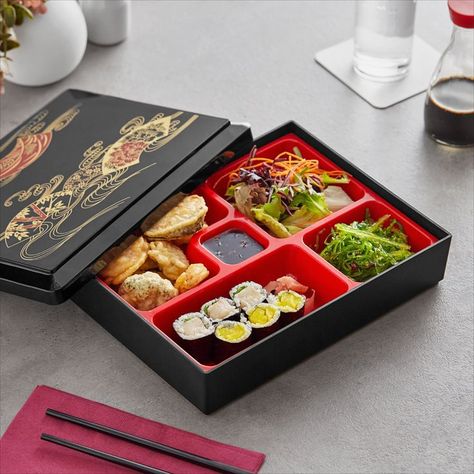 A bento box is filled with sushi, seaweed, a salad,  vegetable tempura, and soy sauce. Food Takeaway Packaging Ideas, Bento Box Aesthetic, Bento Box Traditional, Asain Food, Lunch Kits, Food Delivery Packaging, Chinese Takeout Box, Box Aesthetic, Make Lunch