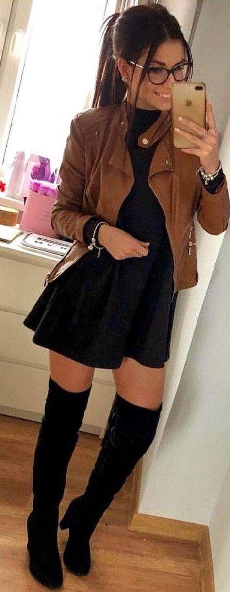 Long Sleeve Mini Dress Black /Wonderful black mini dress and brown jacket , Buy  here ,ZAFUL is th… Hunter Green Outfits For Women, Black Long Sleeve Mini Dress, Black Skater Dress, Cozy Winter Outfits, Modieuze Outfits, Brown Jacket, Black Women Fashion, Looks Chic, Casual Winter Outfits