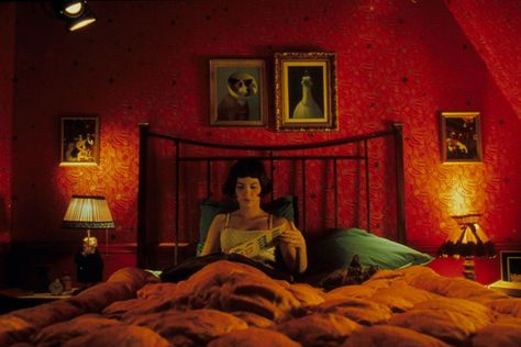 Amelie, 2001 Amelie Apartment, Movie Bedroom, Michael Sowa, Color In Film, 50 First Dates, George Miller, Damien Chazelle, Xavier Dolan, Mulholland Drive