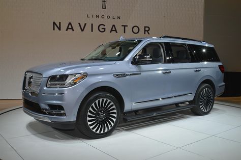 2018 Lincoln Navigator, Lincoln Aviator, Club Red, Ferrari Laferrari, نظارات شمسية, Suv Cars, Lincoln Navigator, Best Luxury Cars, Luxury Suv