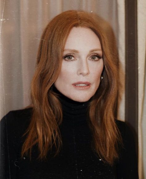 Julianne Moore, Silver Screen, Redheads, Red Hair, Actors & Actresses, Fangirl, Personal Style, Actresses, Actors