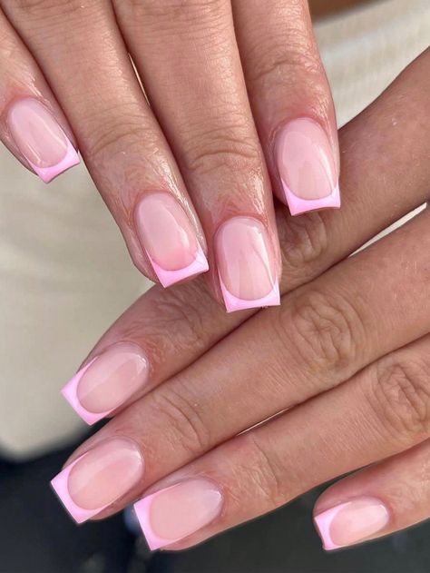 Rose bonbon  Collar    Ongles de couleur Embellished Pink French Tip Nails Gel, Short Square Pink French Tip Nails, Square Nails Pink French Tip, Nails Carré Court, Pink French Square Nails, Pink Tip Nails Square, Pink French Nails Short, Short Pink French Nails, Rose French Nails