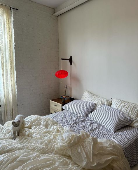 Vibey Rooms, Ruby Lyn, Georgia Street, Scandi Bedroom, Slaap Lekker, Bedroom Deco, House Decorations, Apartment Decor Inspiration, Dream House Interior