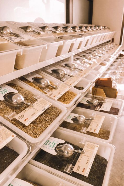 Zero Waste Grocery Store, Pet Food Store, Free Pantry, Restaurant Exterior Design, Recycled Jars, Diy Jar, Zero Waste Store, Eco Store, Spice Shop