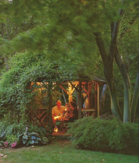 gazebo under the tree Gazebo Around Tree, Dreamy Gazebo, Spencer House, Naturalistic Garden, Corner Ideas, Backyard Cottage, Life Dreams, Garden Picnic, Backyard Gazebo