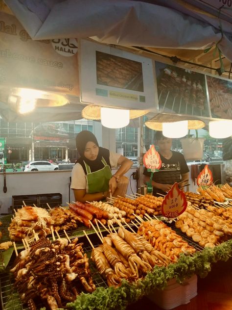 Street Food Thailand, Street Food Design, Chinese Street Food, Bangkok Food, Street Food Market, Asian Street Food, Thailand Food, Thai Street Food, Singapore Food