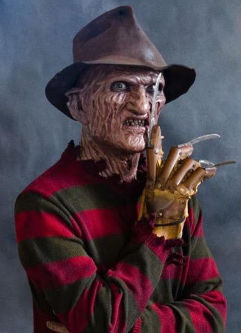 Freddy Kruger. Freddy Horror, Freddy Krueger Art, Robert Englund, New Nightmare, Horror Pictures, Slasher Movies, Horror Monsters, A Nightmare On Elm Street, Horror Icons