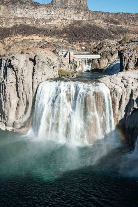 Powerful, mesmerizing, awe-inspiring - Shoshone Falls is one of the best places to visit in Idaho. A Guide to Visiting Shoshone Falls, Idaho. Visit Shoshone Falls - Roads and Destinations, roadsanddestinations.com Places To Visit In Idaho, Shoshone Falls Idaho, Shoshone Falls, Lewiston Idaho, Idaho Vacation, Wyoming Vacation, Trip Activities, Idaho Travel, Natural Hot Springs