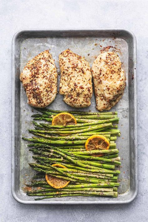 Sheet Pan Chicken and Asparagus will save the day (and dinner) with its easy-to-prepare instructions, simple ingredients, and delightful flavor that the whole family is sure to love! Sheet Pan Chicken And Asparagus, Best Twice Baked Potatoes, Easy Asparagus Recipes, Pan Pork Chops, Tuna Steak Recipes, Chicken And Asparagus, Sheet Pan Meals Chicken, 30 Minute Meals Healthy, Baked Chicken Recipes Healthy