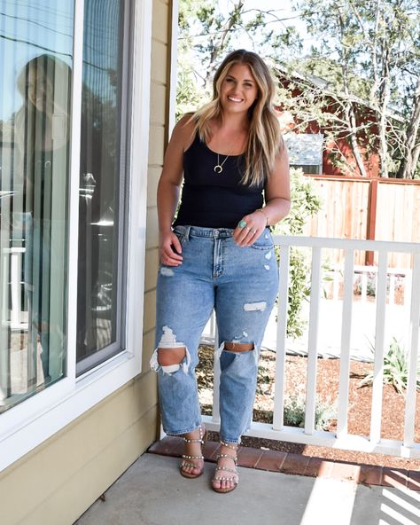 Mom Jeans Outfit, Plus Size Summer Outfits, Look Plus Size, Plus Size Summer Outfit, Business Casual Outfits For Women, Mode Casual, Jeans Mom, Curvy Girl Outfits, Curvy Outfits