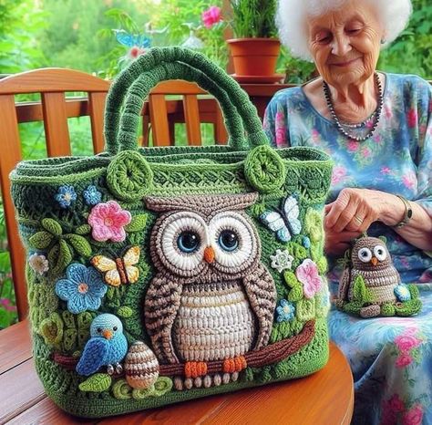 Owl Crochet Pattern Free, Circle Vest, Owl Handbag, Owl Bags, Crochet Circle, Owl Bag, Owl Crochet Patterns, Crochet Bag Pattern Free, Crochet Owl