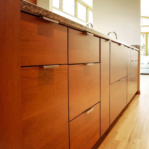 Highly Popular Cabinet Door Styles For Kitchen Remodeling: Examples of flat pane, shaker, and raised panel among others: Universal Design Kitchen, Slab Door Kitchen, Slab Cabinet Doors, Slab Cabinets, Design Kitchen Cabinets, Kitchen Cabinet Door Styles, White Beadboard, Frameless Cabinets, Cabinet Door Styles