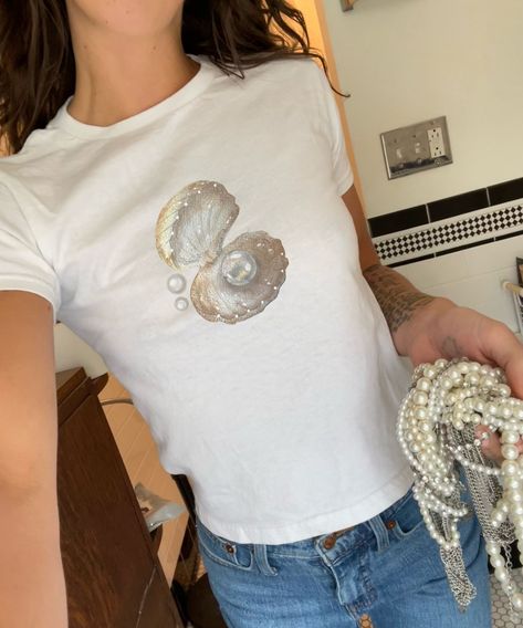 Mermaidcore Baby Tee Oyster Y2K Baby Tee Sardine Shirt Seafood Gift GenZ Shirt Happy Hour T-Shirt Summer Crop Top Downtown Girl Aesthetic Downtown Girl Aesthetic, Baby Tee Shirts, Summer Crop Top, Mermaid Shirt, Pearl Details, Baby Mermaid, Y2k Baby Tee, Retro Tops, Aesthetic Shirts