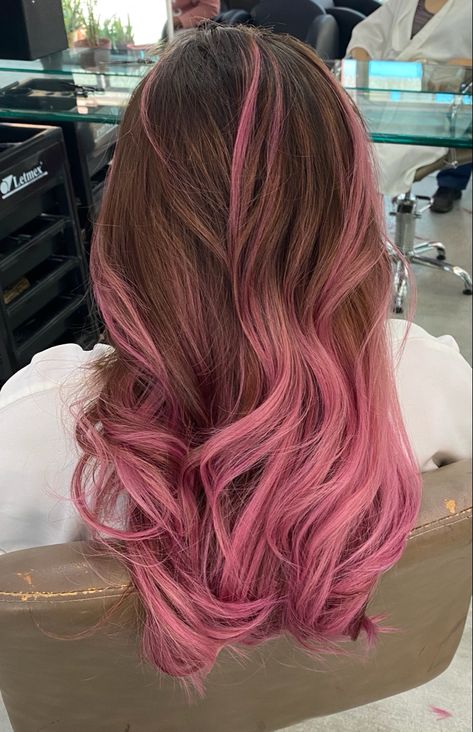 Light Pink Hair Balayage, Light Brown Hair With Blonde And Pink Highlights, Straight Hair Pink Highlights, Pink And Brown Balayage, Pink Baylage Hair Light Brown, Pink Hair Dye Ideas Brunettes, Pink Hair Balayage Brown, Bright Highlights On Dark Hair, Pink Balyage Long Hair Brunettes