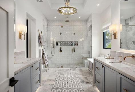 Interior Designer (@theluxedesigner) • Instagram photos and videos Large White Bathroom Tiles, Large White Bathroom, White Marble Tile Bathroom, Marble Bathroom Decor, Marble Tile Bathroom, White Marble Bathrooms, White Bathroom Tiles, White Marble Tiles, Tile Manufacturers