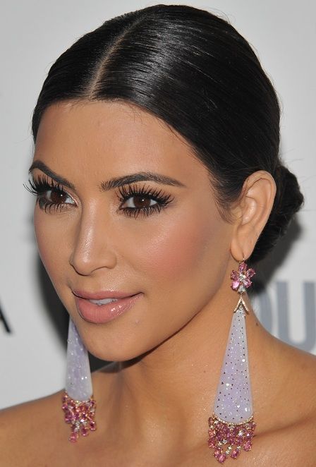 Kim Kardashian Braids, Kardashian Braids, Slicked Back Hairstyles, Middle Aged Women Hairstyles, Lorraine Schwartz, Kim Kardashian Hair, Kardashian Hair, Glamour Women, Beehive Hair