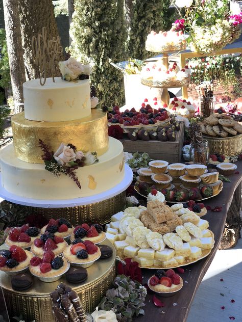 Viennese Table Desserts Party Ideas, Cottagecore Dessert Table, Wedding Buffet Aesthetic, Victorian Dessert Table, Wedding Appetizer Table, Nikkah Decor, Vintage Dessert Tables, Cake Dessert Table, Catering Buffet