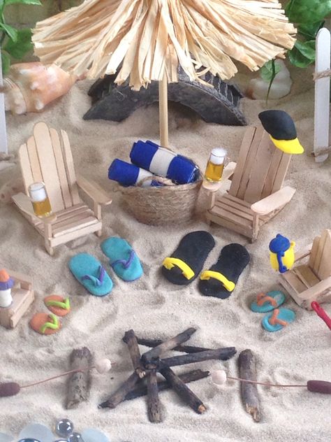 Miniature Beach Scene, Fairy Pots, Lighthouse Crafts, Beach Fairy Garden, Ocean Garden, Beach Christmas Decorations, Fairy Tree Houses, Seashell Wall Art, Fairy Garden Crafts