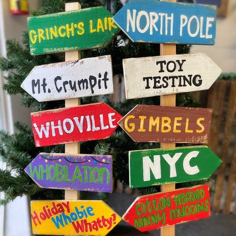 Grinch Sign, Tiki Signs, Holiday Yard Decor, Der Grinch, Nyc Holidays, Tiki Decor, Diy Porch, Directional Signs, Sign Company