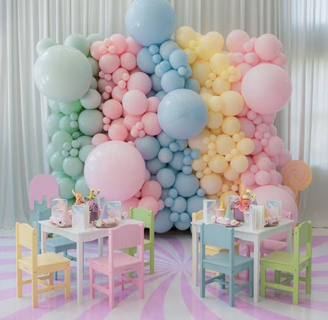 Birthday Decor Ideas, Easter Theme Party, Ice Cream Party Theme, Painting Birthday, Pastel Balloons, Diy Balloon Decorations, Rainbow Balloons, Birthday Candy, Rainbow Baby Shower