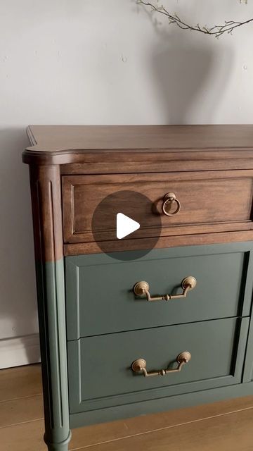 Green And Stained Dresser, Traditional Furniture Makeover, Chest Dresser Makeover, Stained Dresser, Farmhouse Green, Furniture Makeover Inspiration, Dresser Refinish, Green Dresser, Flip Ideas